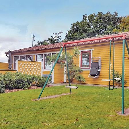 Gorgeous Home In Harloesa With Wifi Extérieur photo